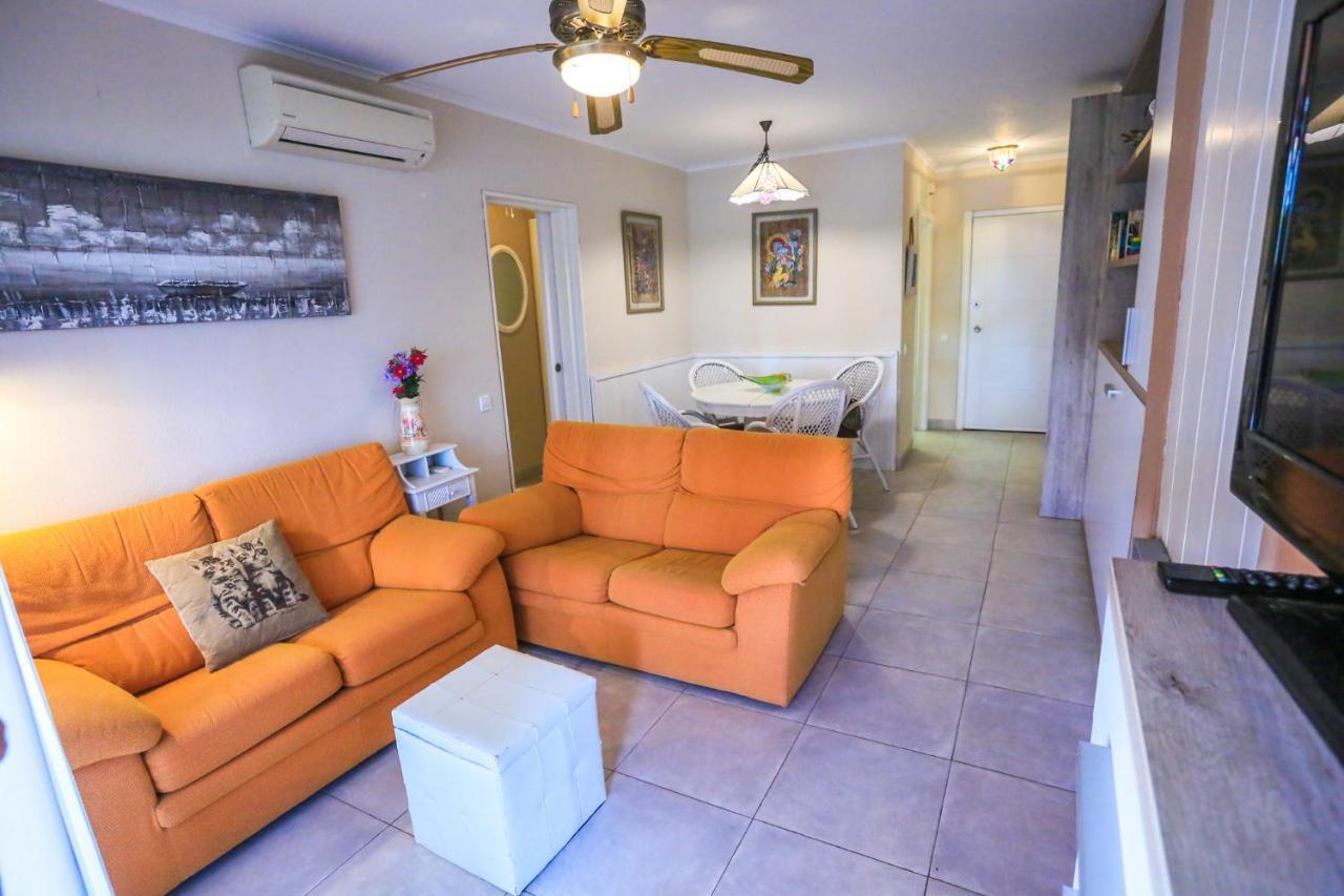 Playazul Bjs Apartment กัมบริลส์ ภายนอก รูปภาพ