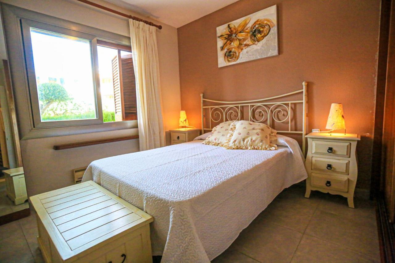 Playazul Bjs Apartment กัมบริลส์ ภายนอก รูปภาพ